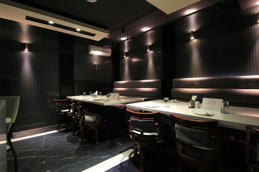 O2 Vip Hotel Kolkata